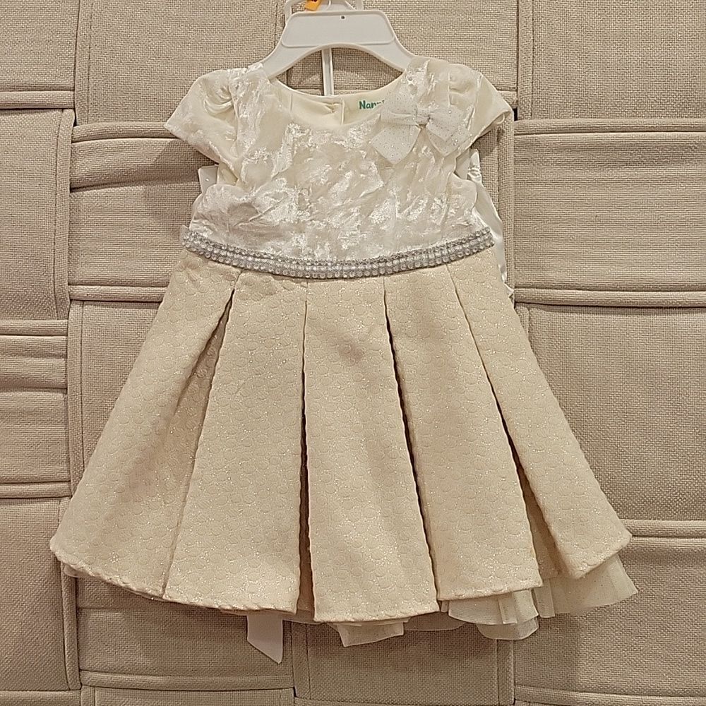 New without tag, Nannette baby dress, size 12 months